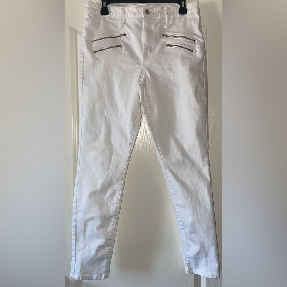 Women’s High Rise Skinny Jeans